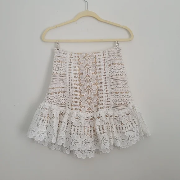 Two-Piece Set Tallulah Lace Off-Shoulder Top & Skirt - Picture 5 of 8